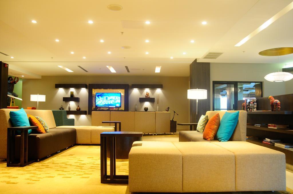 Courtyard By Marriott San Salvador Hotel Екстериор снимка